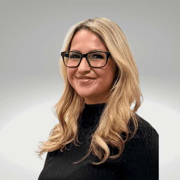 Porträt von Jil Niehörster, Kundenberaterin bei der ABV|MAKLER GmbH